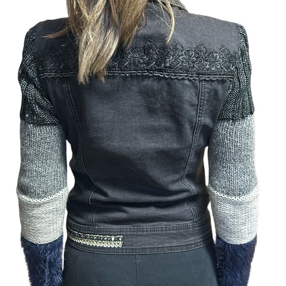 Desigual Exotic Denim Jacket Faux Fur Color Block Knit Sleeves Black Size 36/4 - Picture 9 of 16